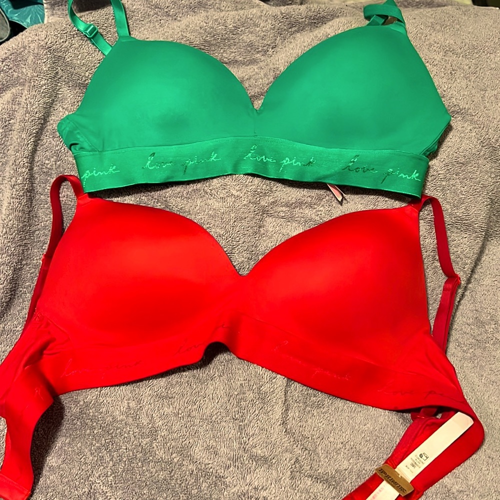 NWT pink Victoria’s Secret 15 each only green no longer red is available